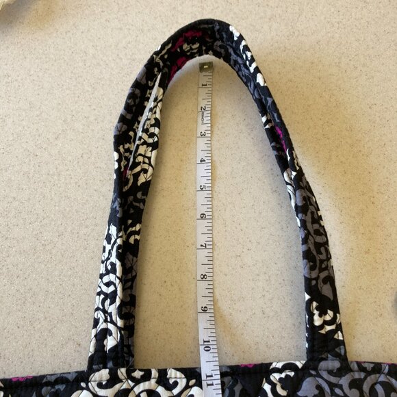 Vera Bradley NWOT Shoulder Bag Holiday Tote in Canterberry Magenta - Picture 5 of 16